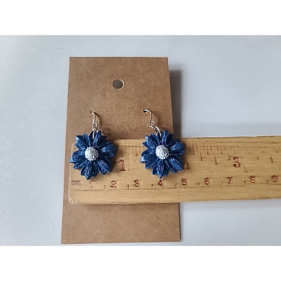 Polymer Clay Blue And Silver Floral Dangling Pierced Earrings New - Picture 7 of 10